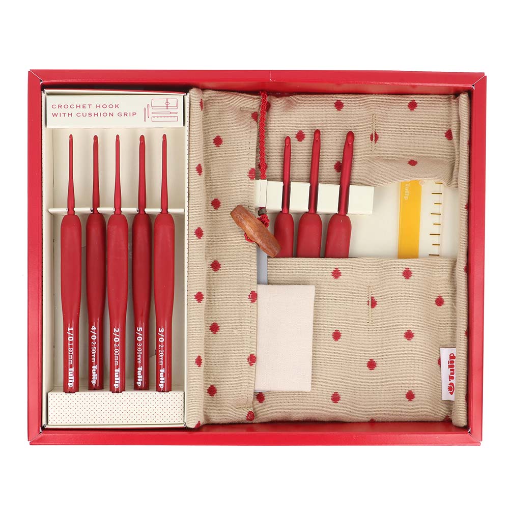 Tulip Etimo Red crochet hook set softgrip